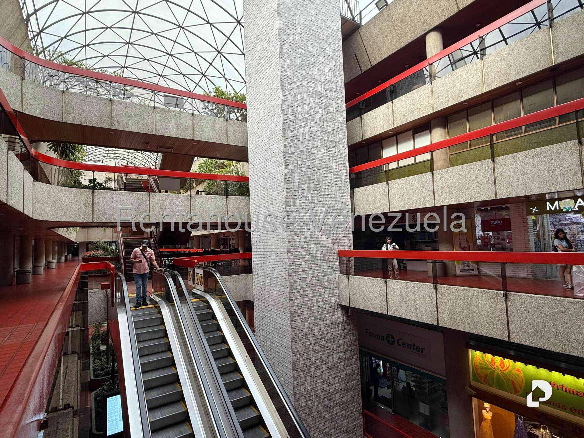Local comercial en Las Mercedes, Caracas – 11