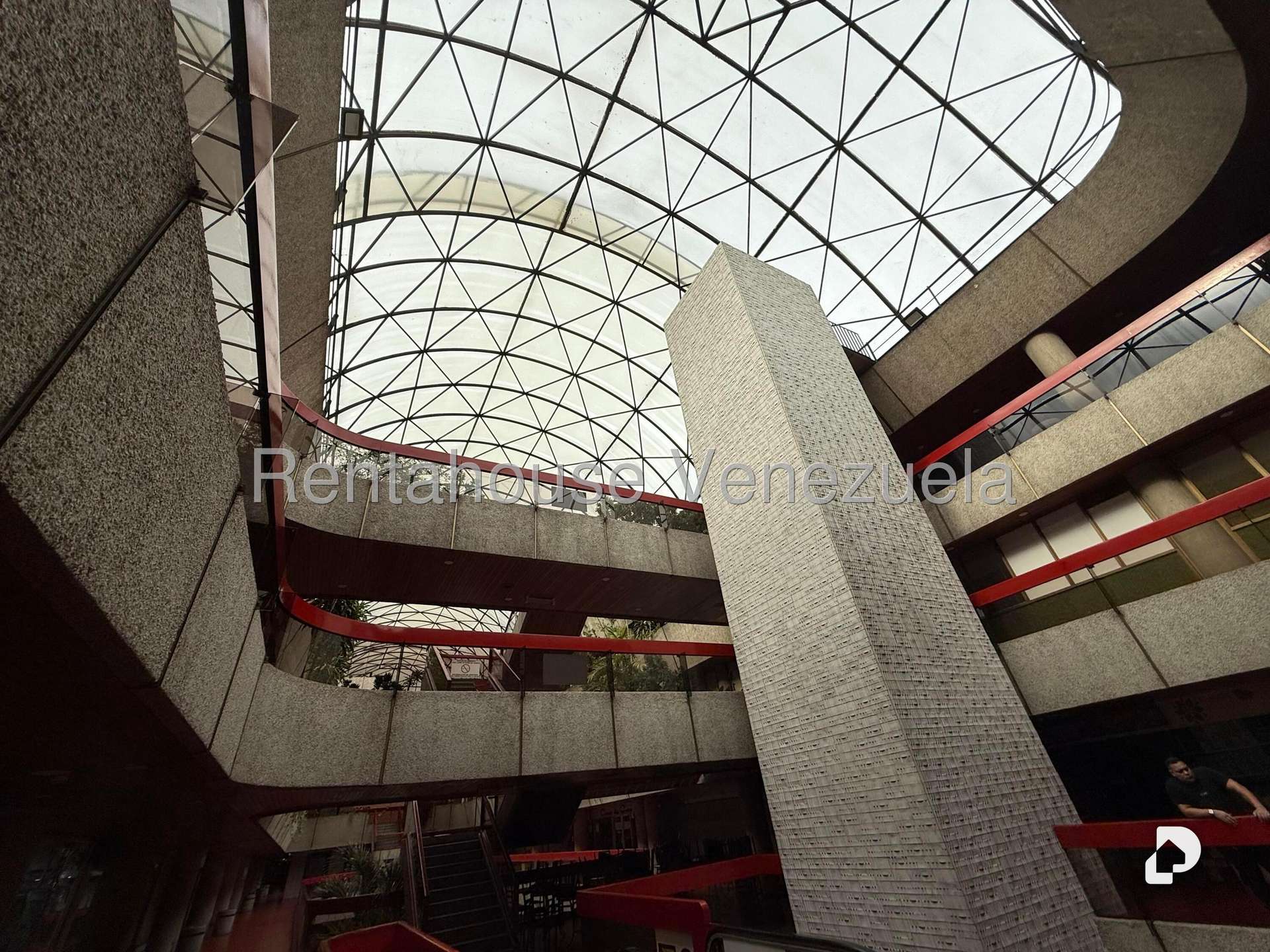 Local comercial en Las Mercedes, Caracas – 15