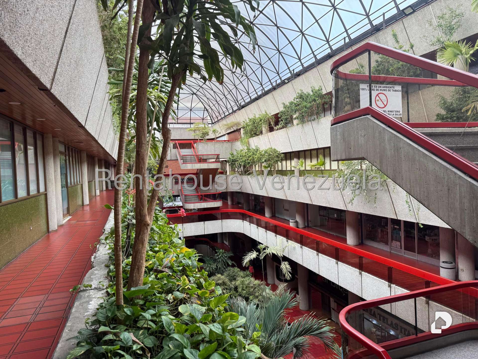 Local comercial en Las Mercedes, Caracas – 5