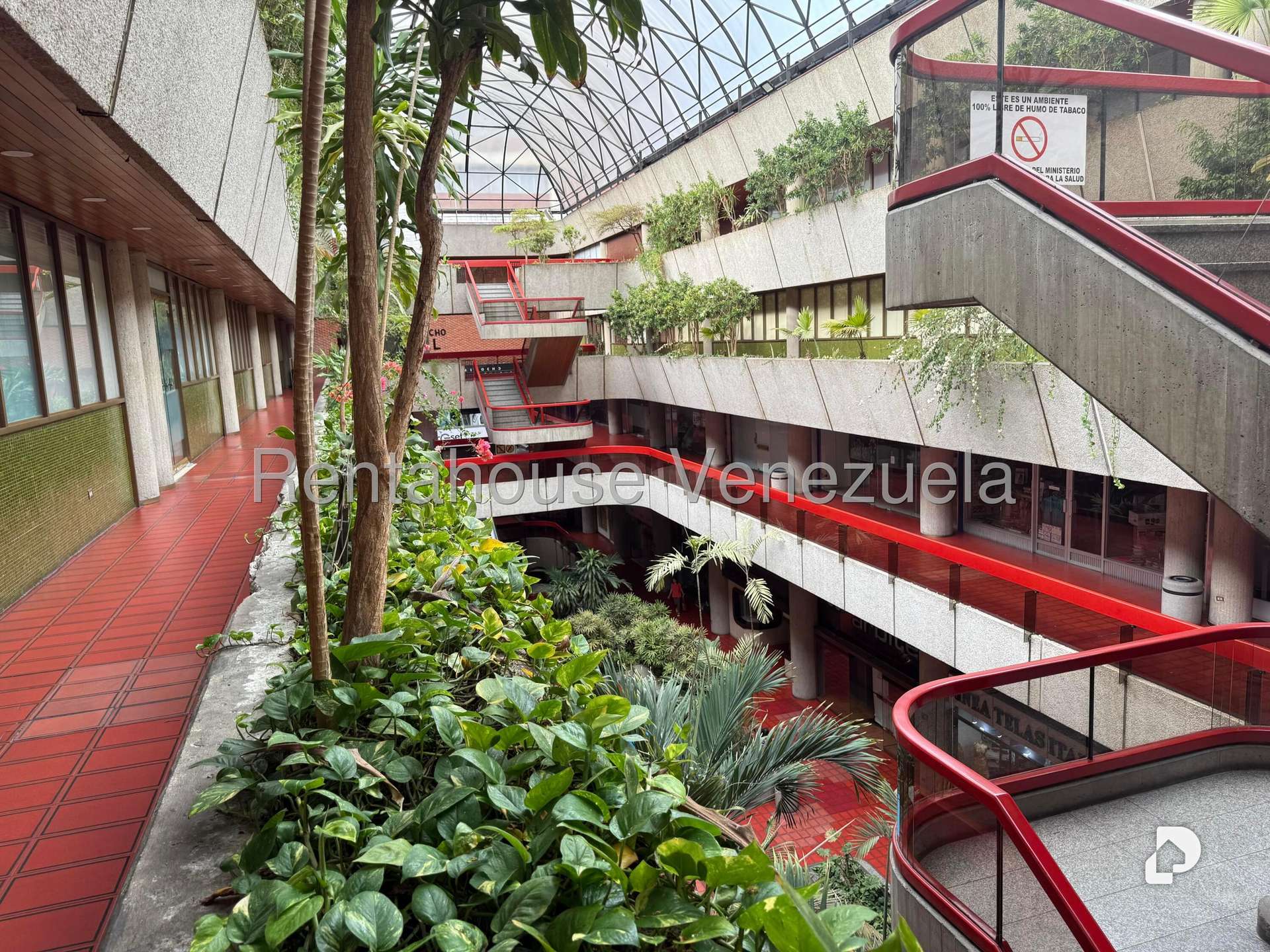 Local comercial en Las Mercedes, Caracas – 6