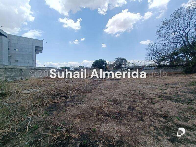 Terreno en Avenida Bolivar Norte, Valencia – 1