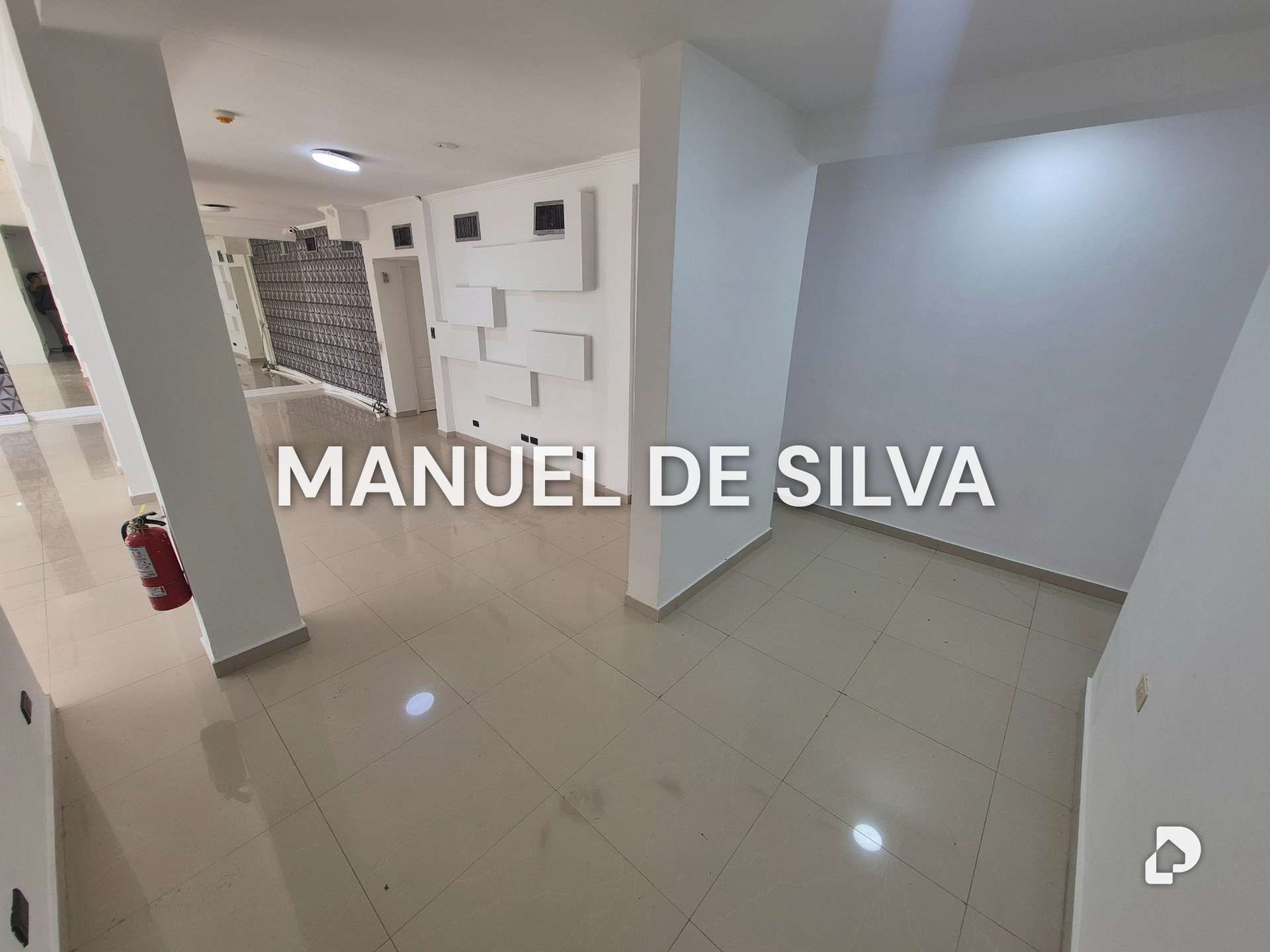 Local comercial en Lechería – 6