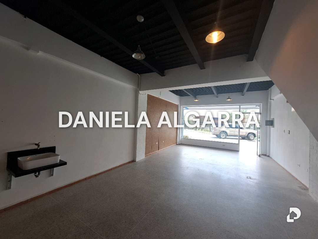 Local comercial en San Diego, Valencia – 2