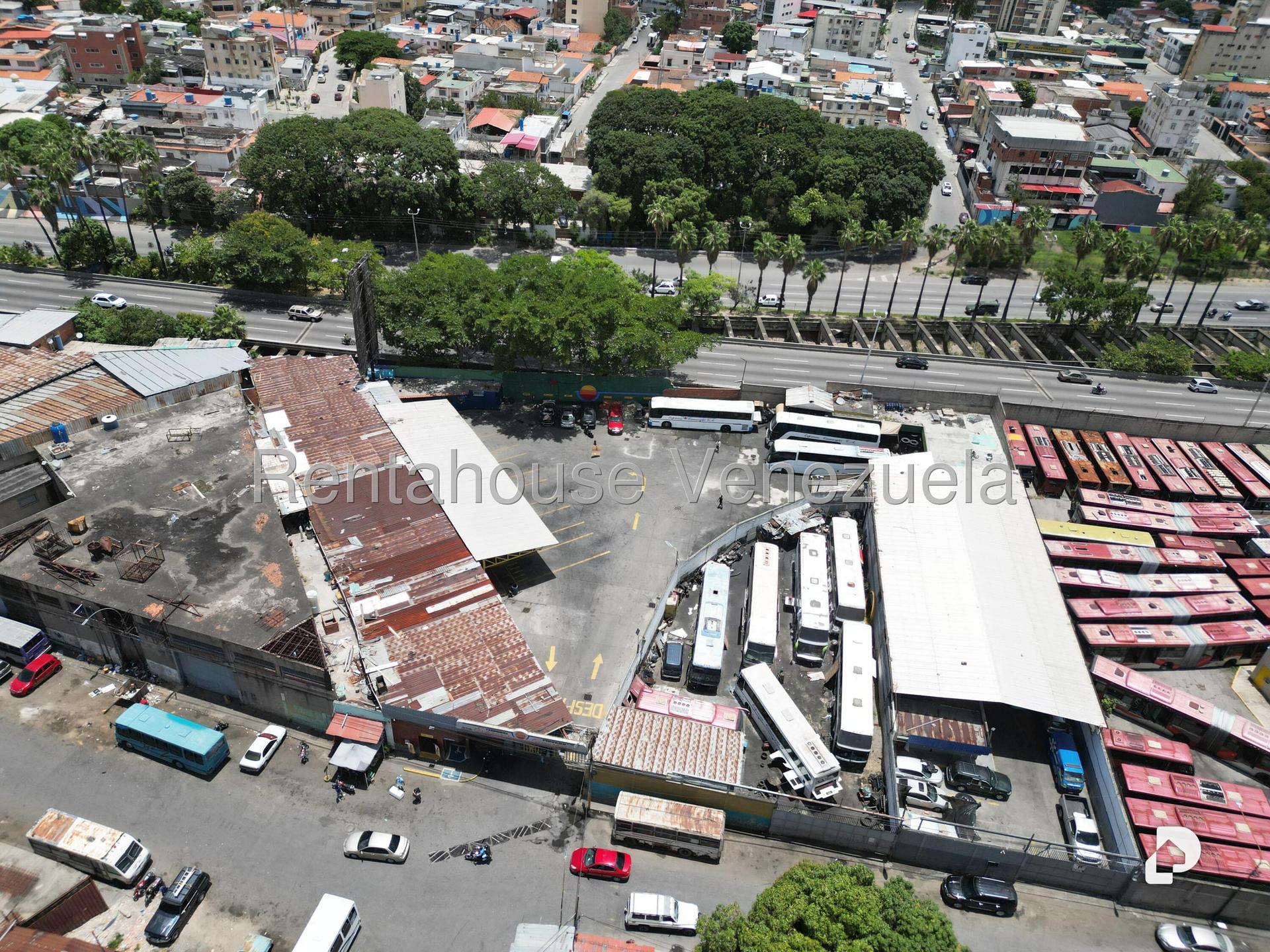 Galpón en San Martín, Caracas – 2