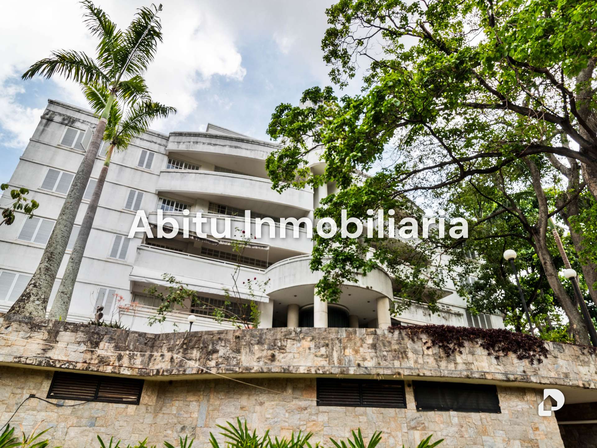 Apartamento en Altamira, Caracas – 1