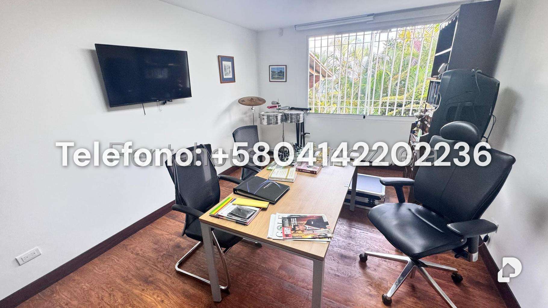 House in Alto Hatillo, Caracas – 32