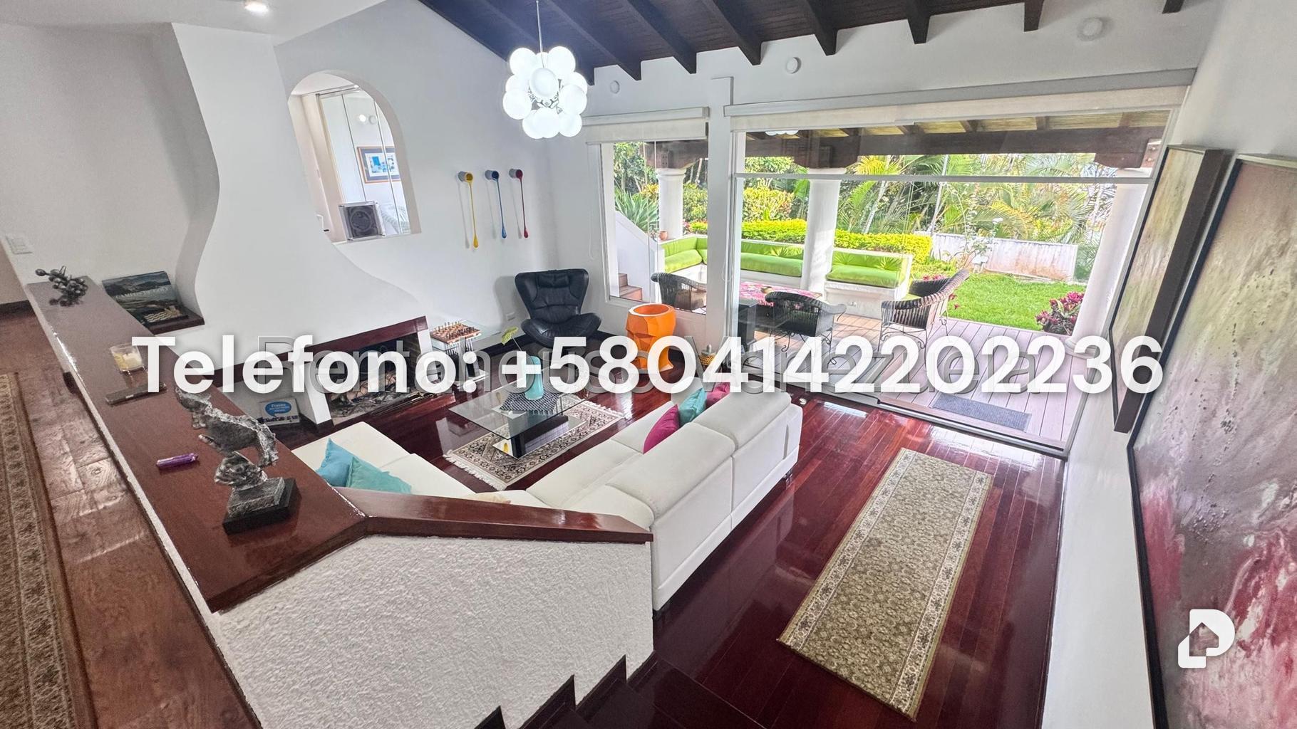 House in Alto Hatillo, Caracas – 4