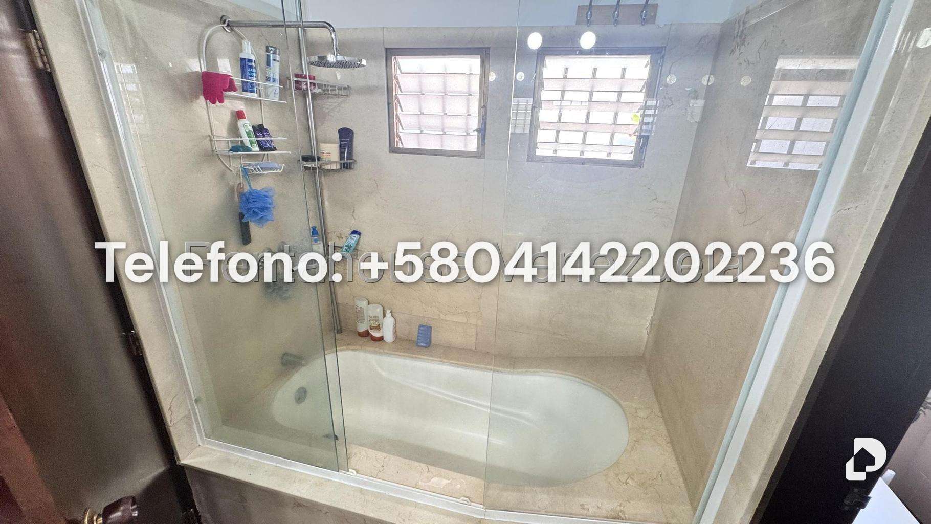House in Alto Hatillo, Caracas – 18
