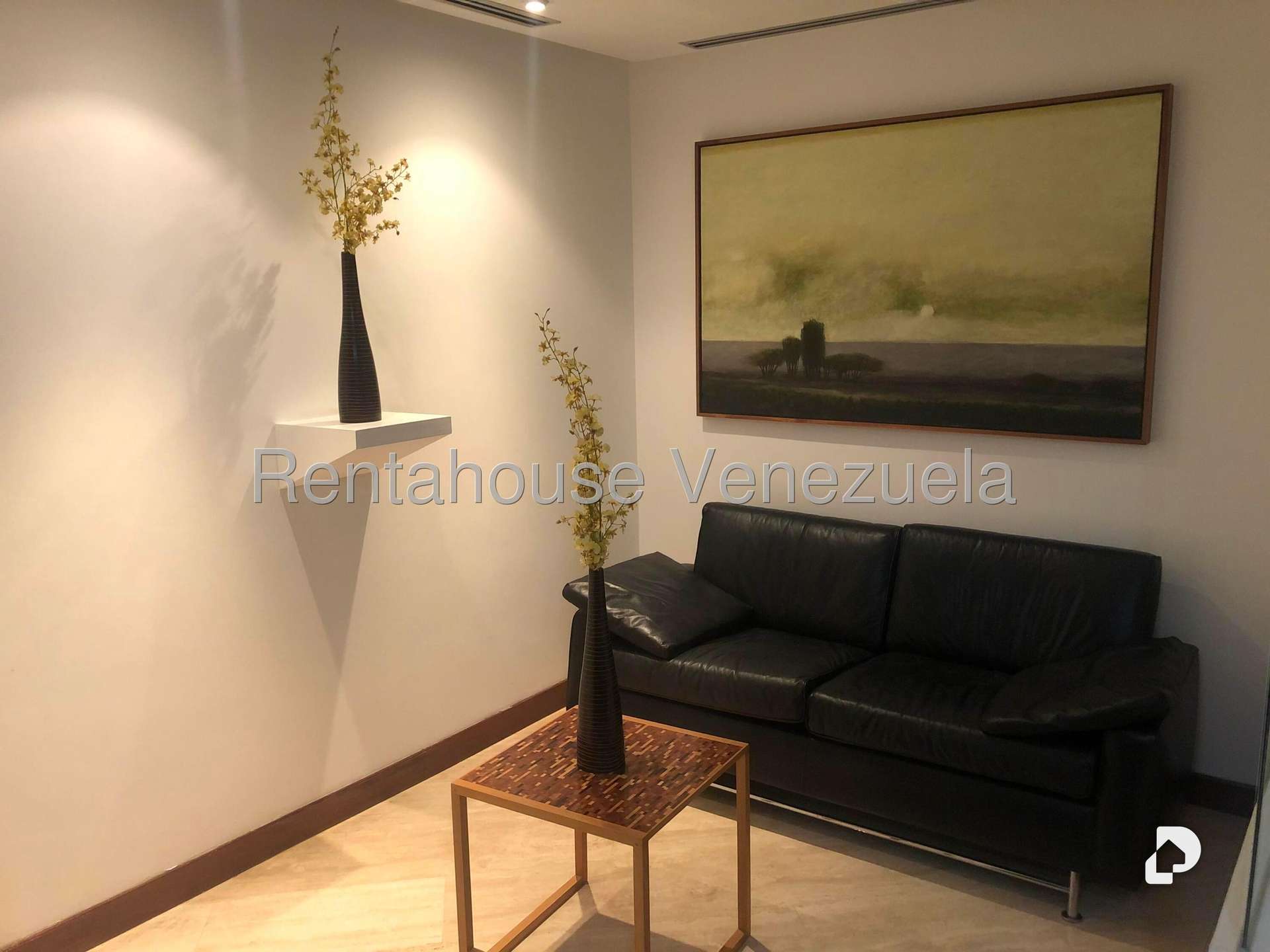 Oficina en Chuao, Caracas – 8