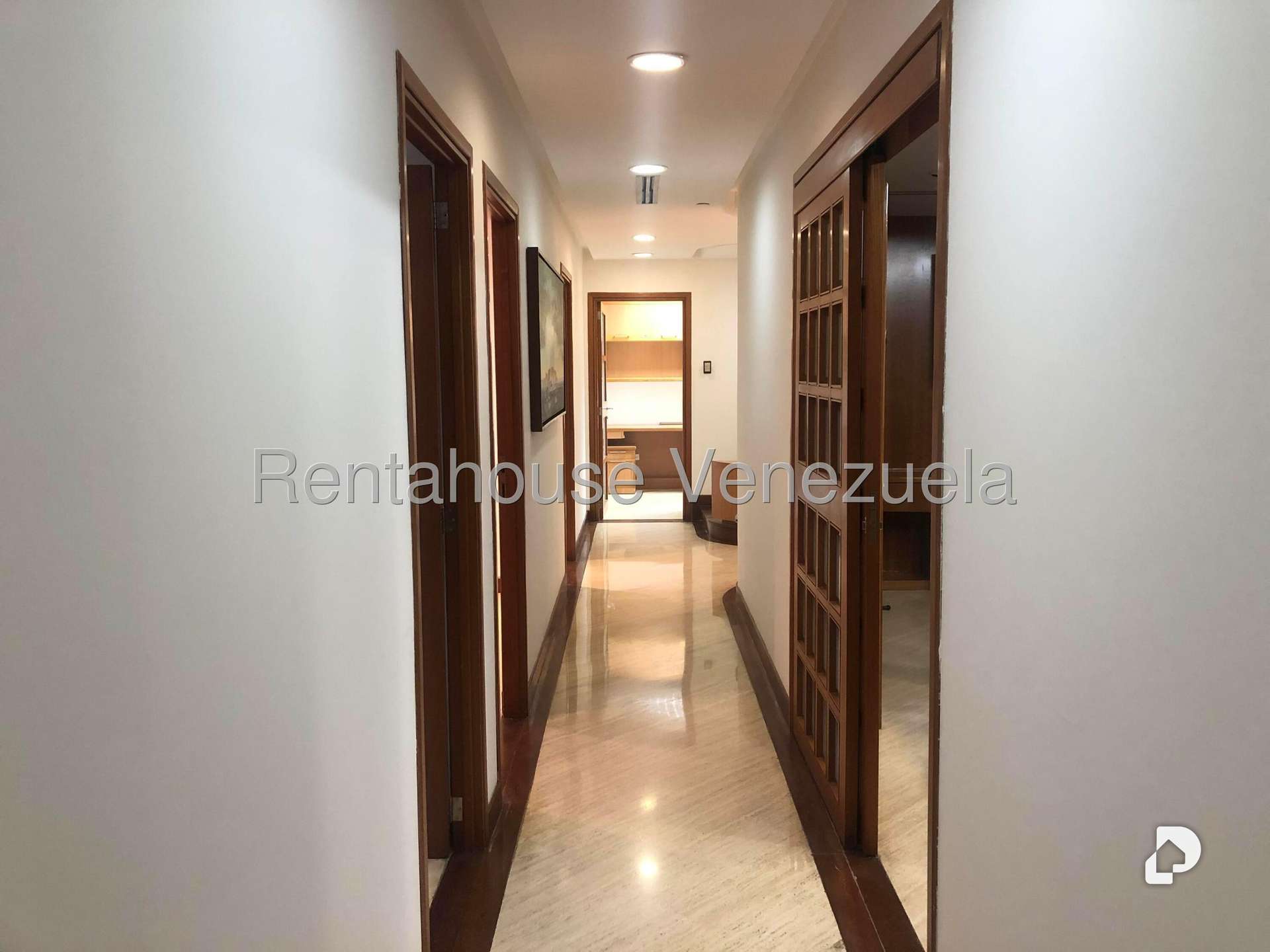 Oficina en Chuao, Caracas – 22