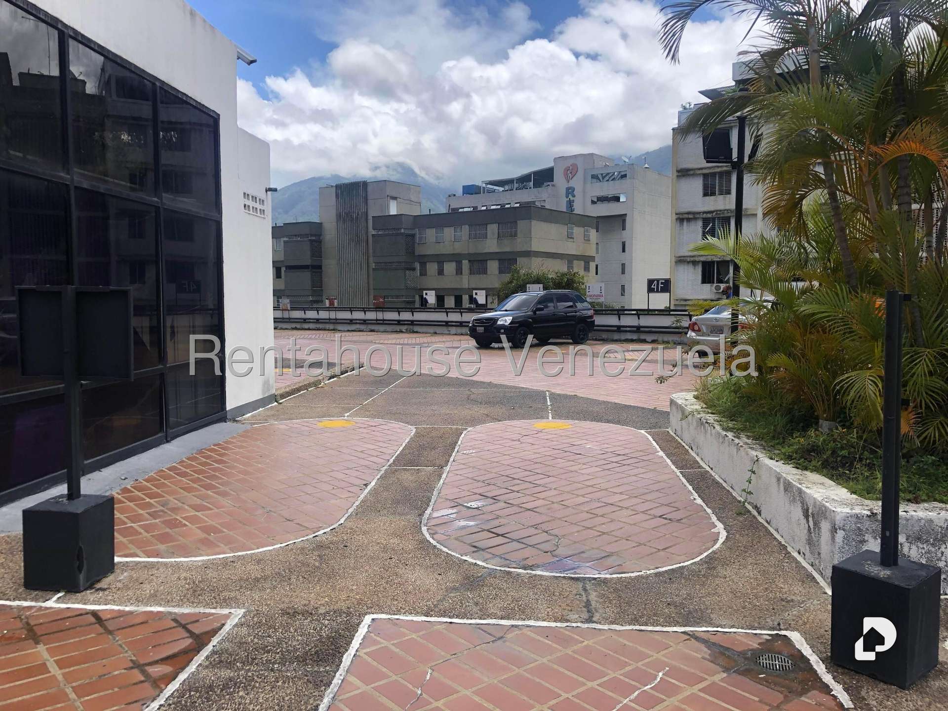 Oficina en Chuao, Caracas – 29
