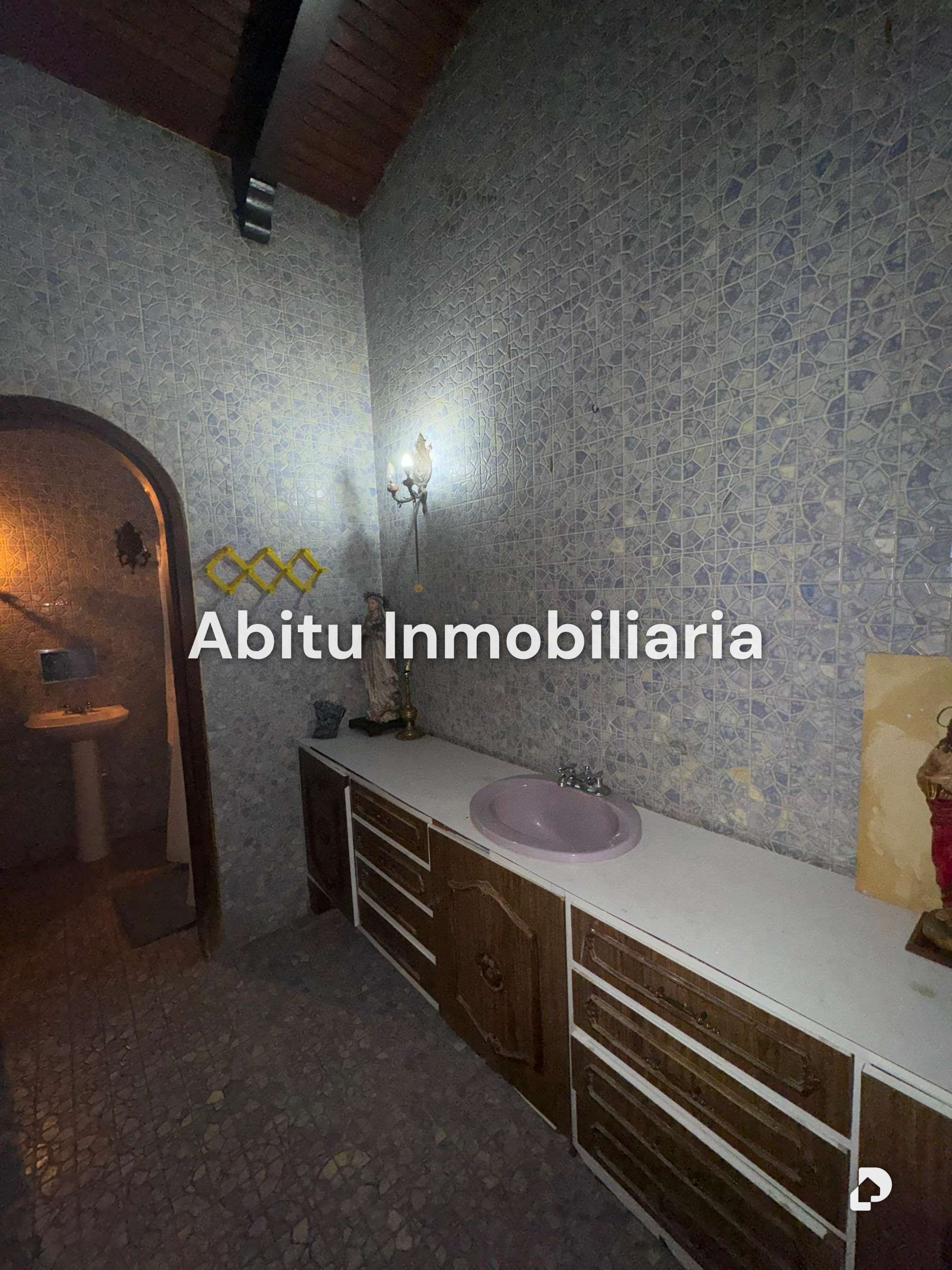 House in El Cafetal, Caracas – 12