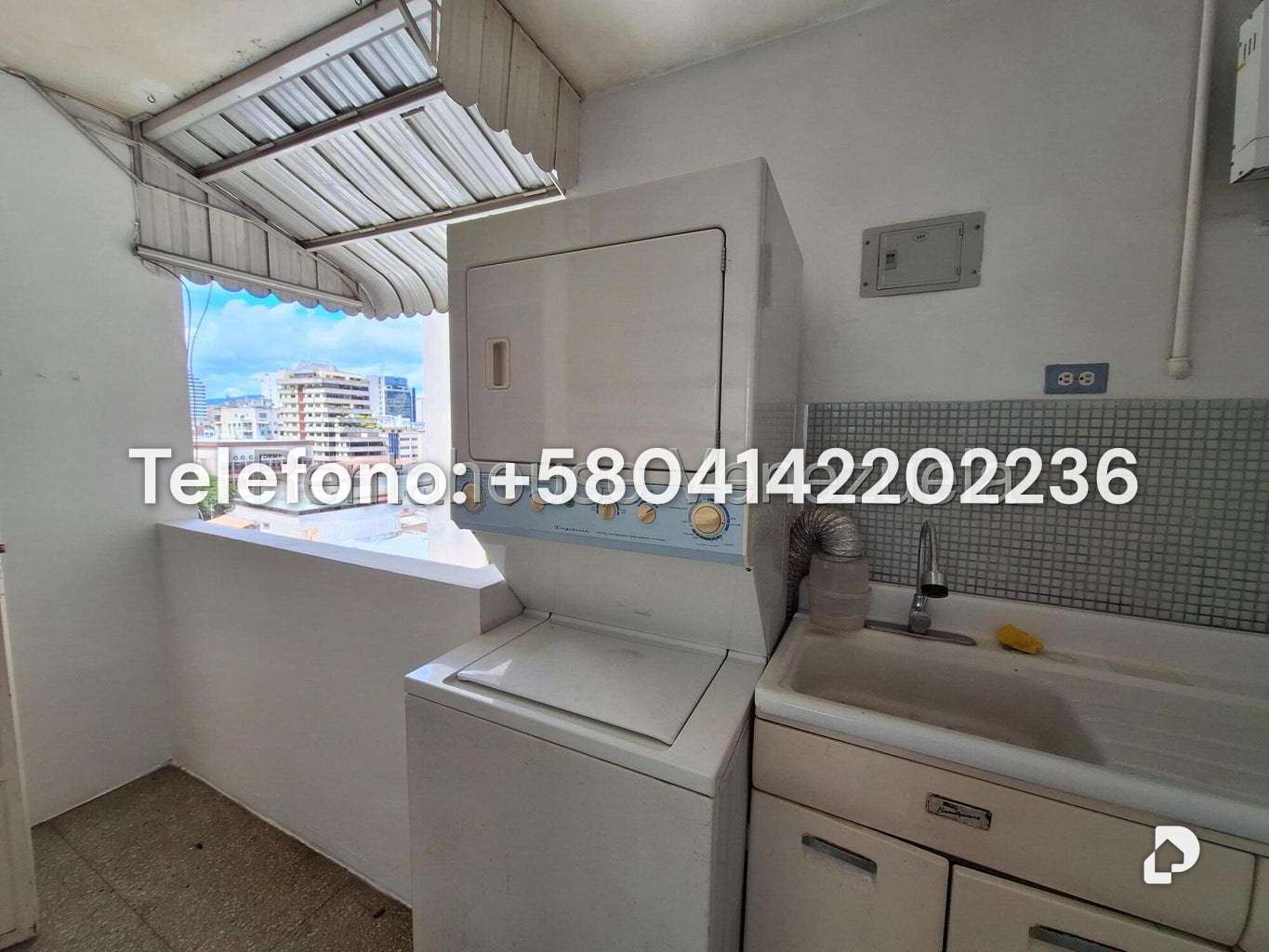 Apartamento en Los Palos Grandes, Caracas – 17