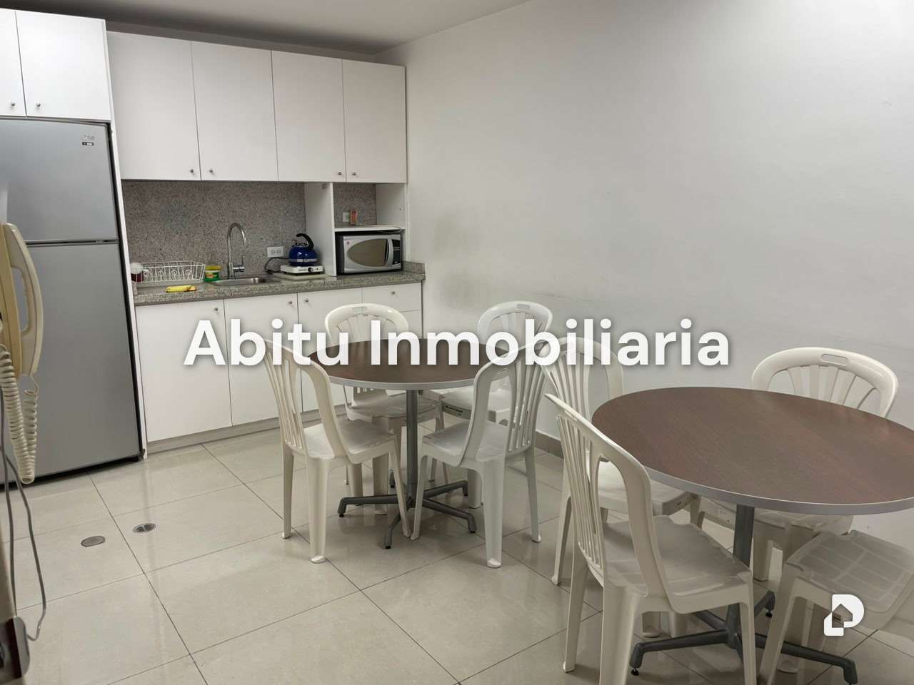 Office in Boleíta Norte, Caracas – 15