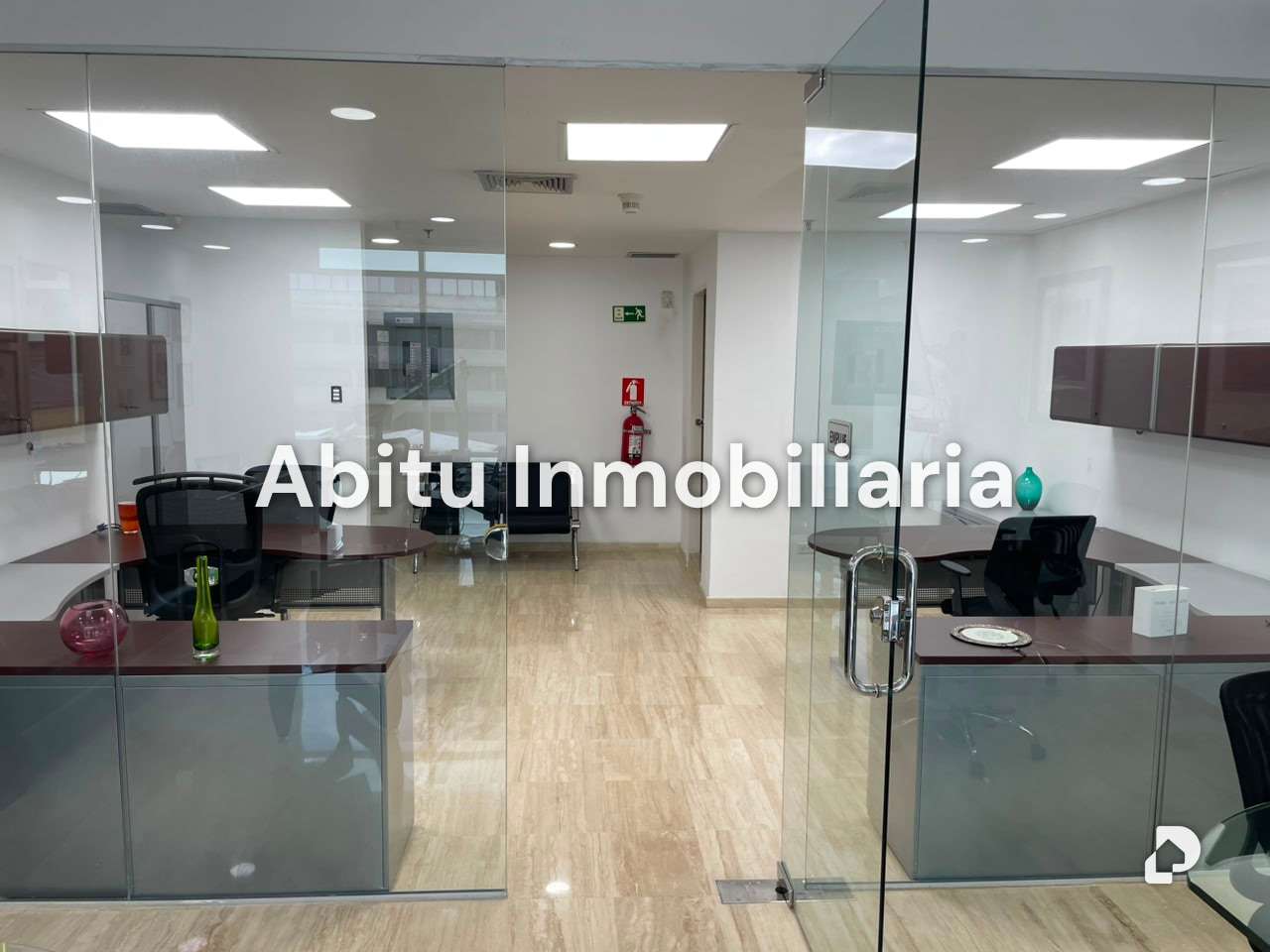 Office in Boleíta Norte, Caracas – 12