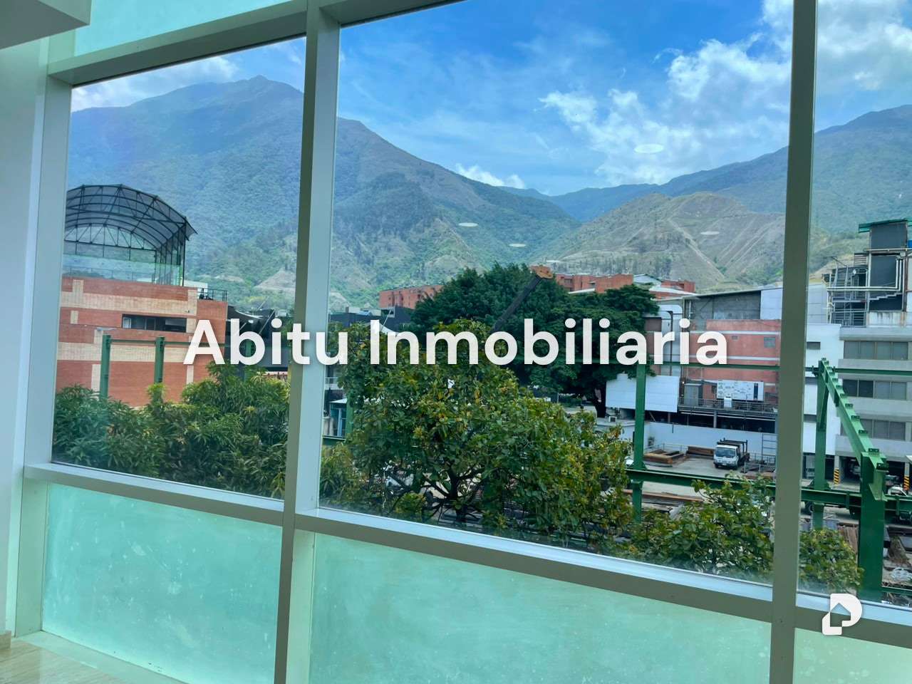 Office in Boleíta Norte, Caracas – 14