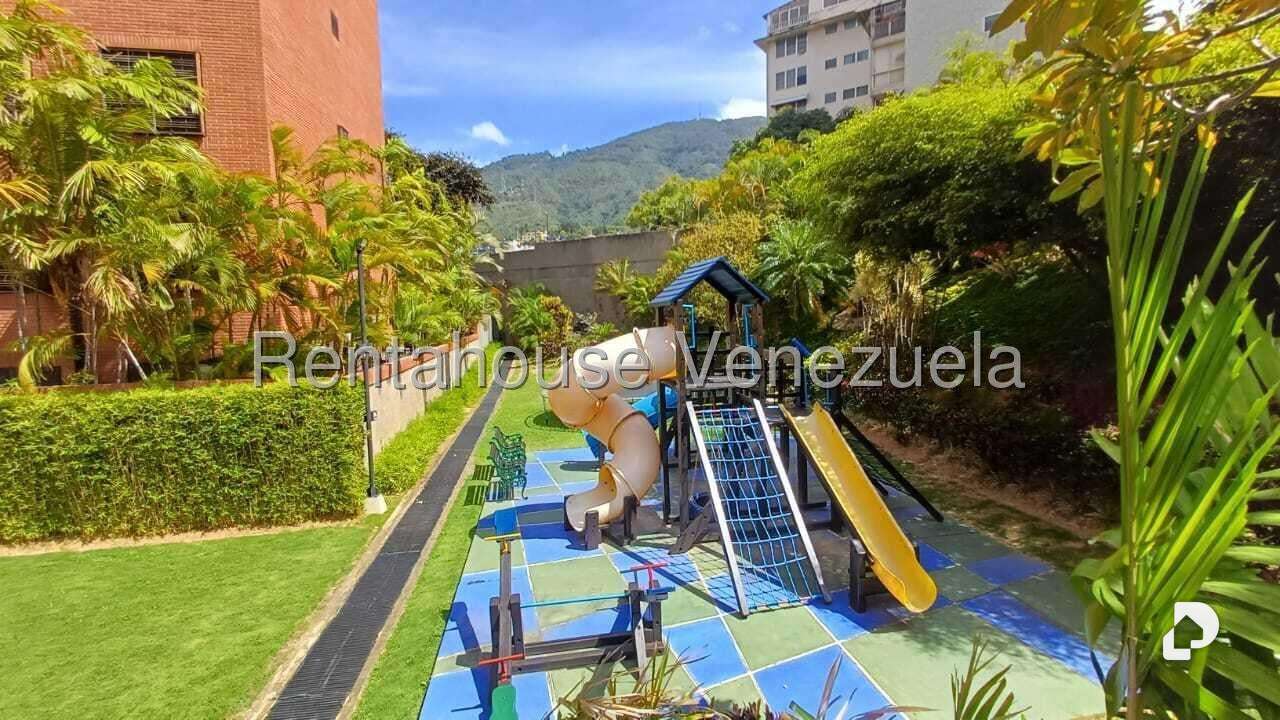 Apartamento en La Florida, Caracas – 25