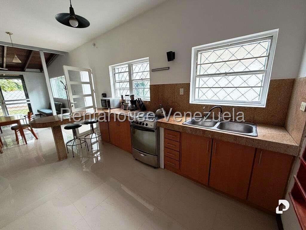 Anexo en Valle Arriba, Caracas – 8