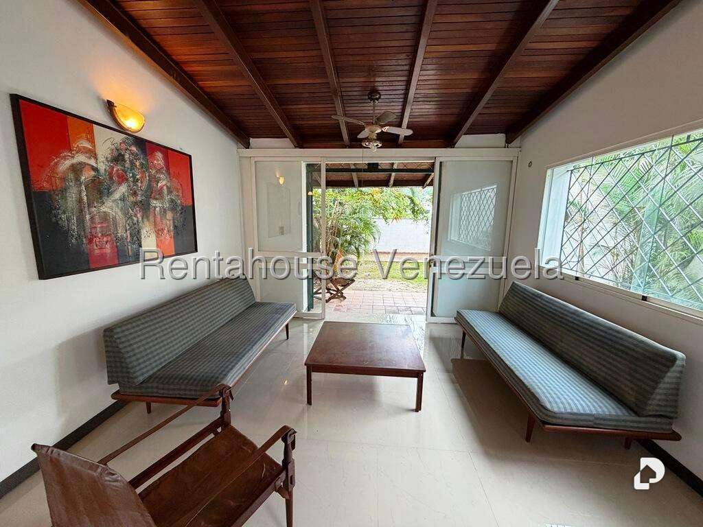 Anexo en Valle Arriba, Caracas – 11