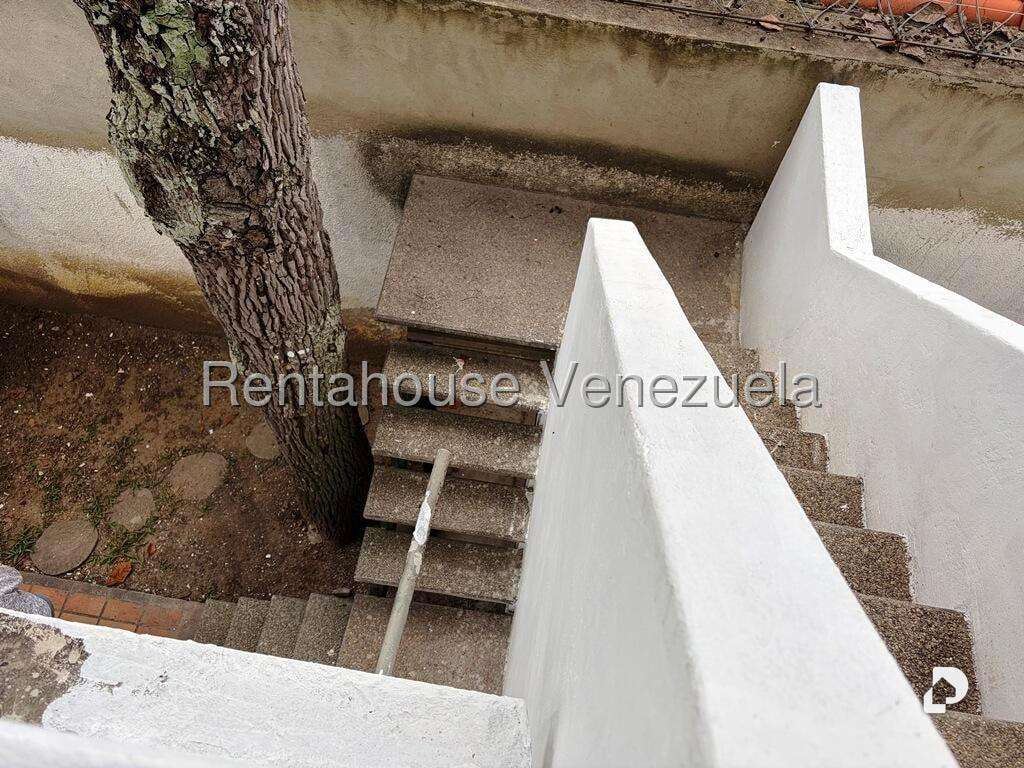 Anexo en Valle Arriba, Caracas – 23