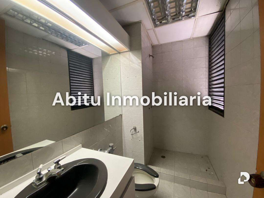 Oficina en Sebucan, Caracas – 11