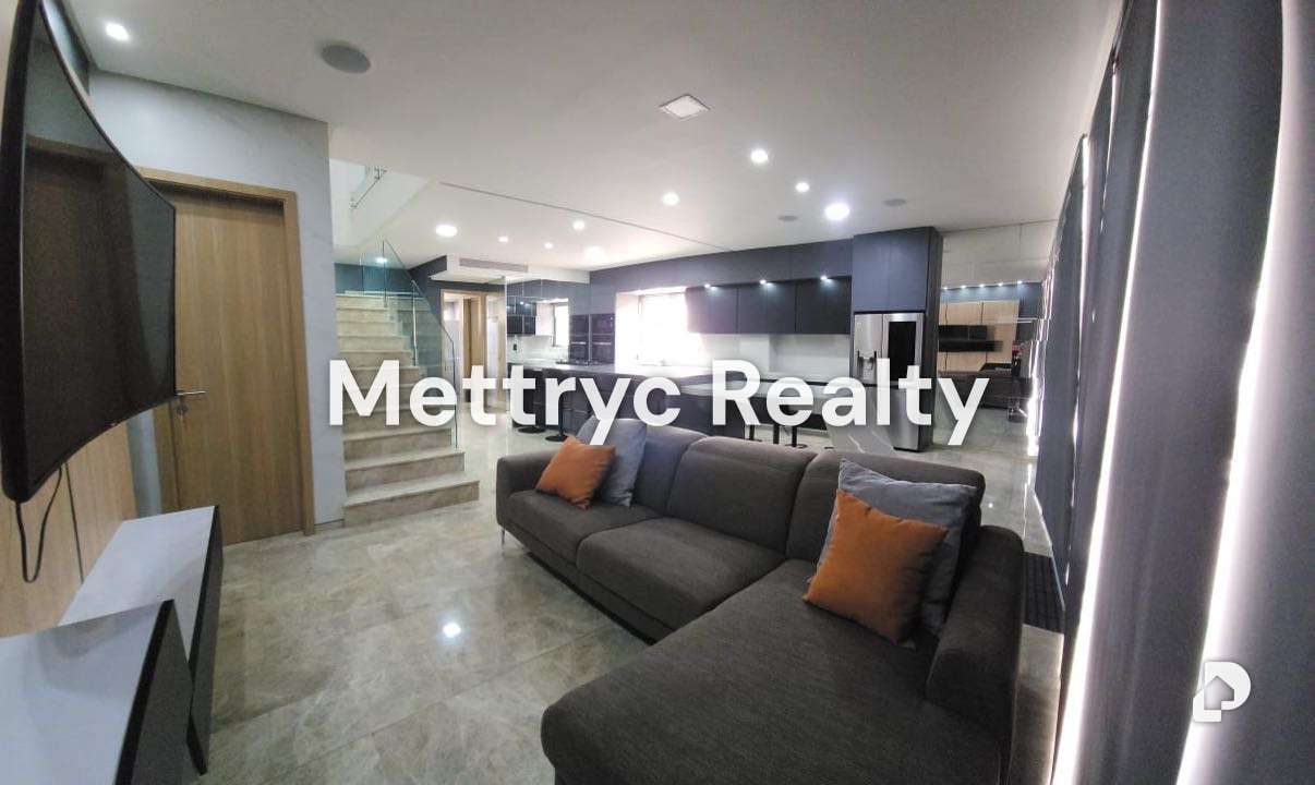 House in Guataparo Country Club, Valencia – 5