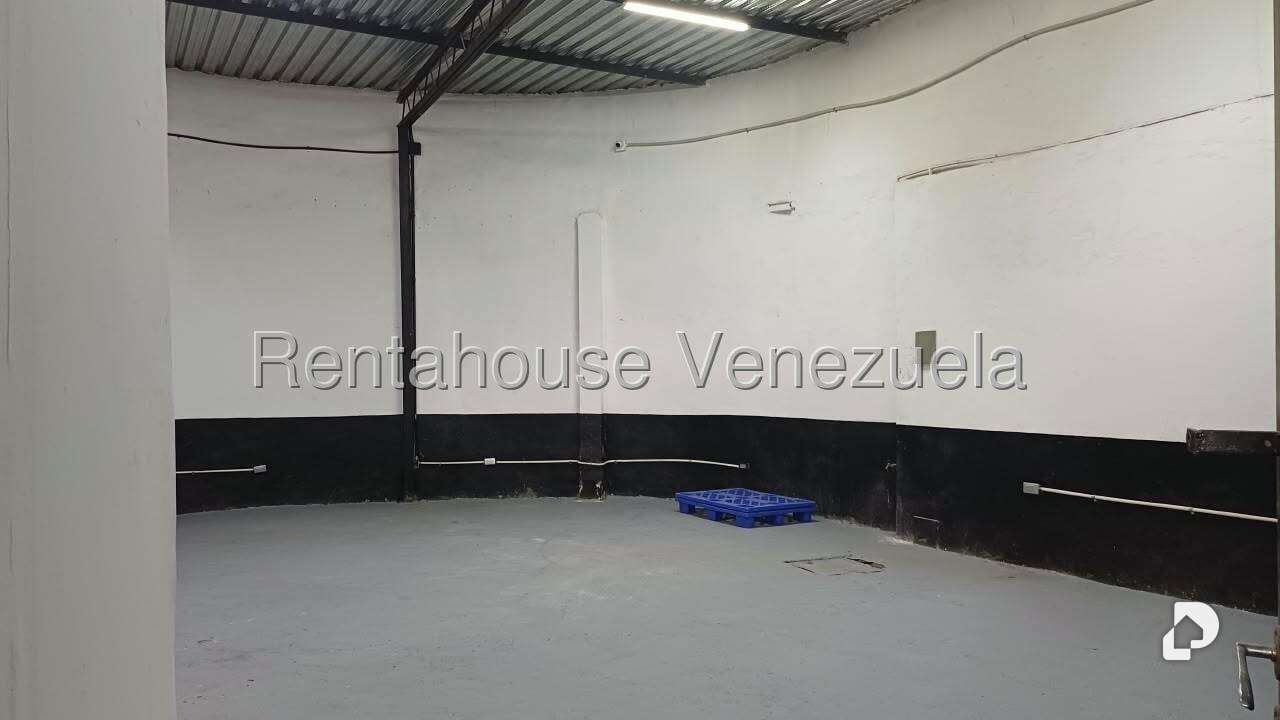 Commercial space in Bello Monte, Caracas – 5