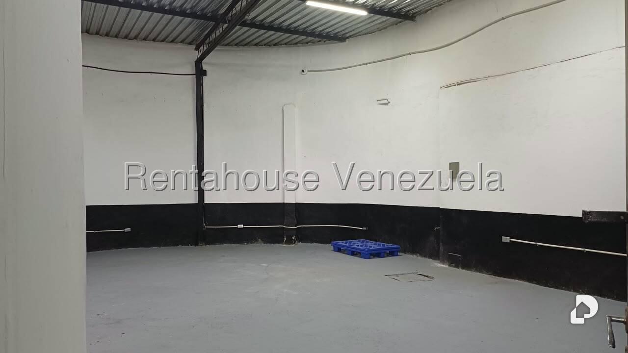 Commercial space in Bello Monte, Caracas – 5
