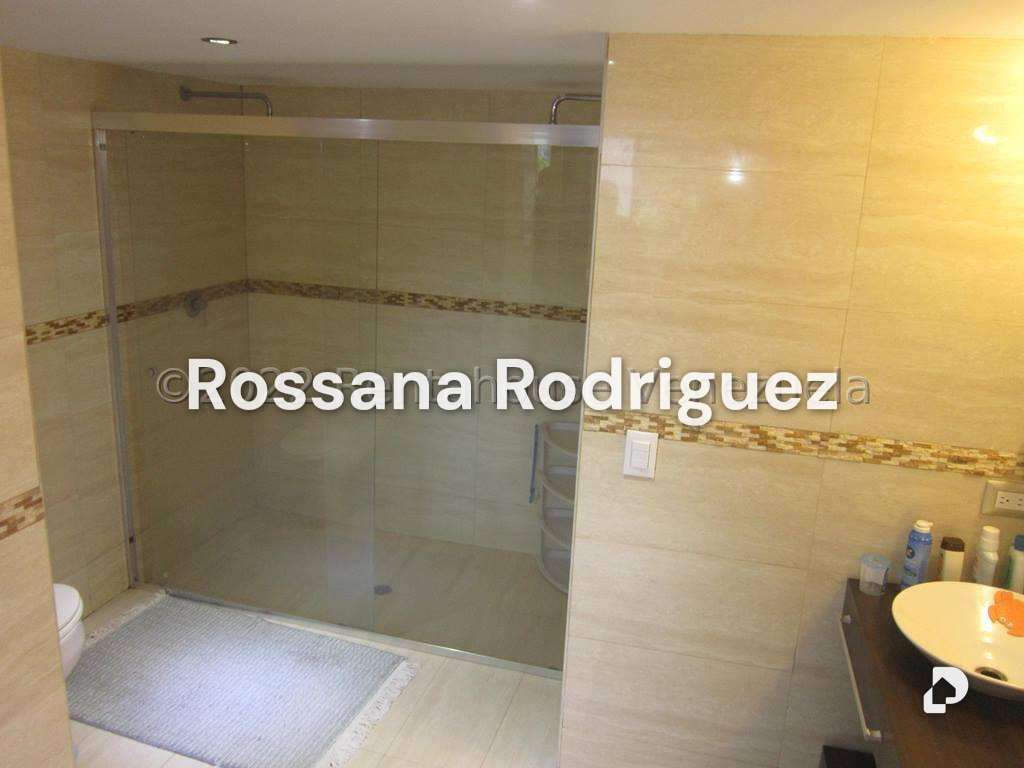 Apartamento en Guaicay, Caracas – 16