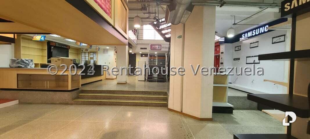 Local comercial en Parroquia La Candelaria, Caracas – 3
