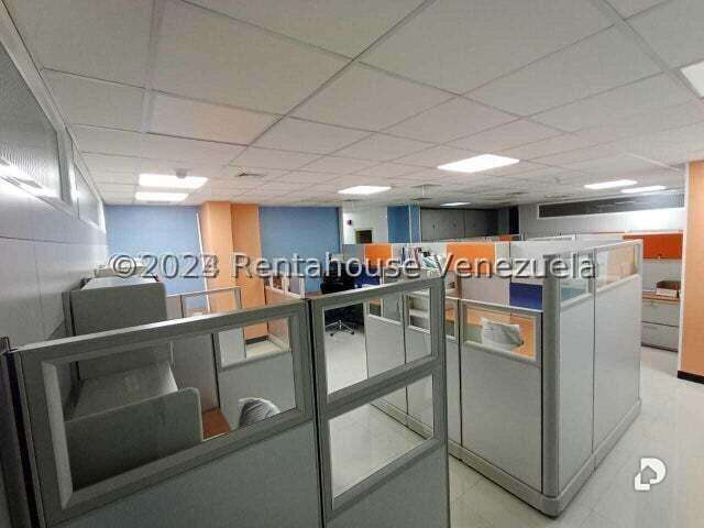 Local comercial en Parroquia La Candelaria, Caracas – 20