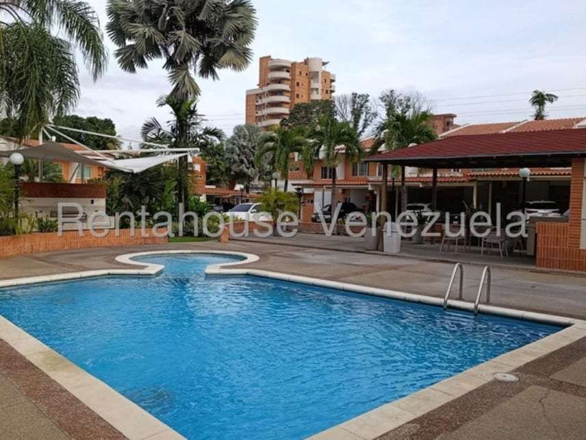 Townhouse in Trigal Norte, Valencia - 1