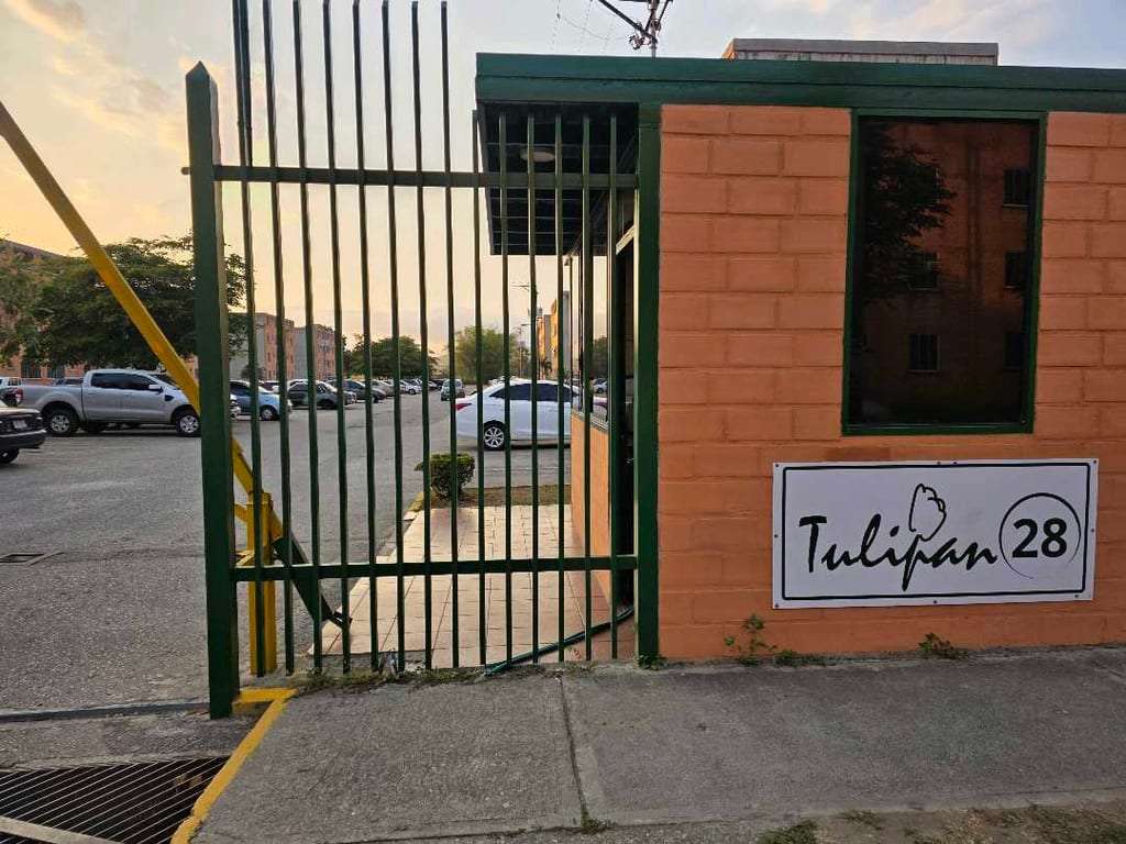 Apartamento en El Tulipán, Valencia - 1