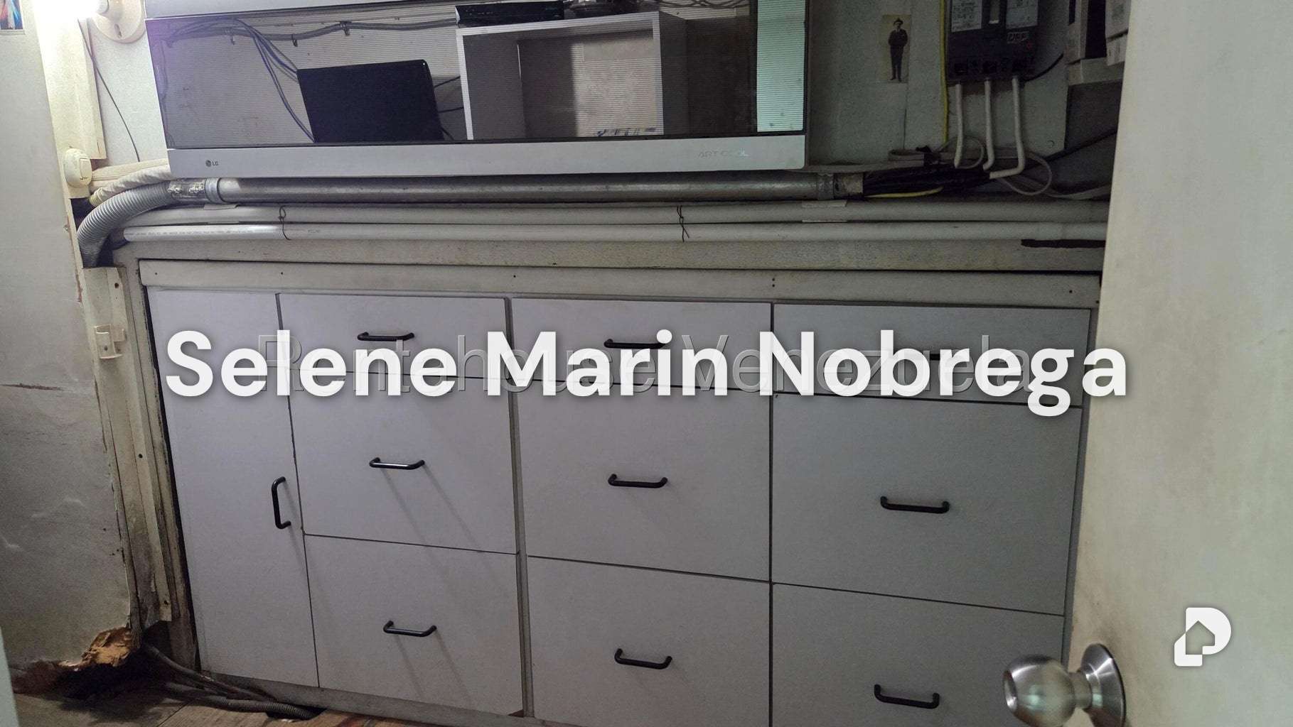 Local comercial en Parroquia La Candelaria, Caracas – 5