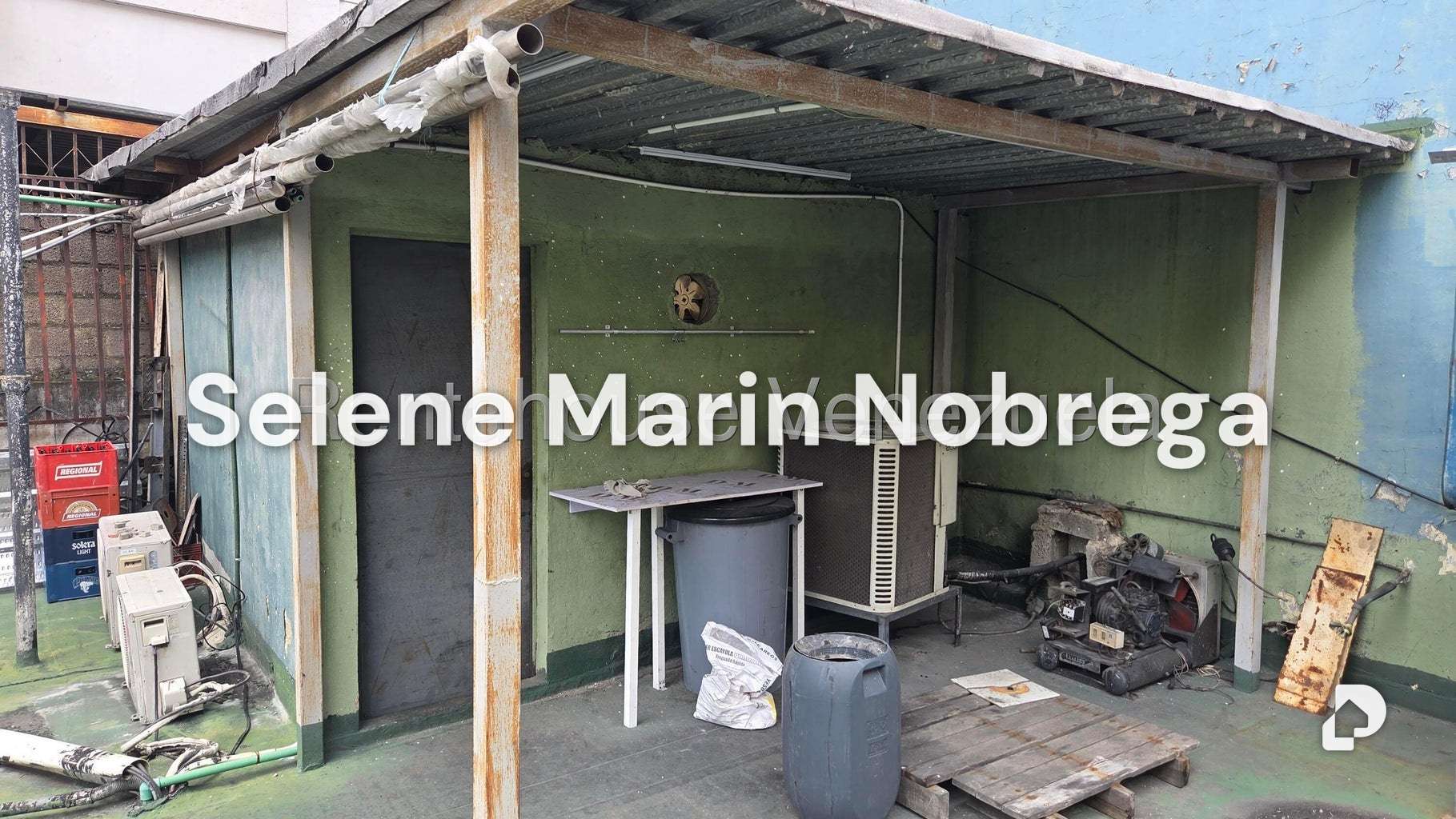 Local comercial en Parroquia La Candelaria, Caracas – 10
