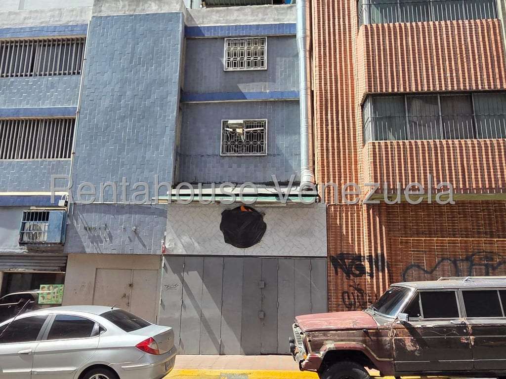 Local comercial en Parroquia La Candelaria, Caracas - 1