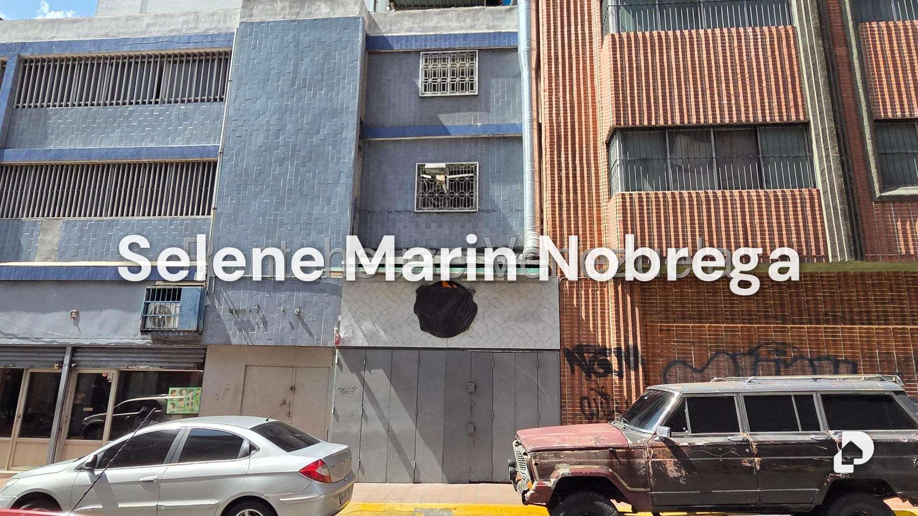 Local comercial en Parroquia La Candelaria, Caracas – 1