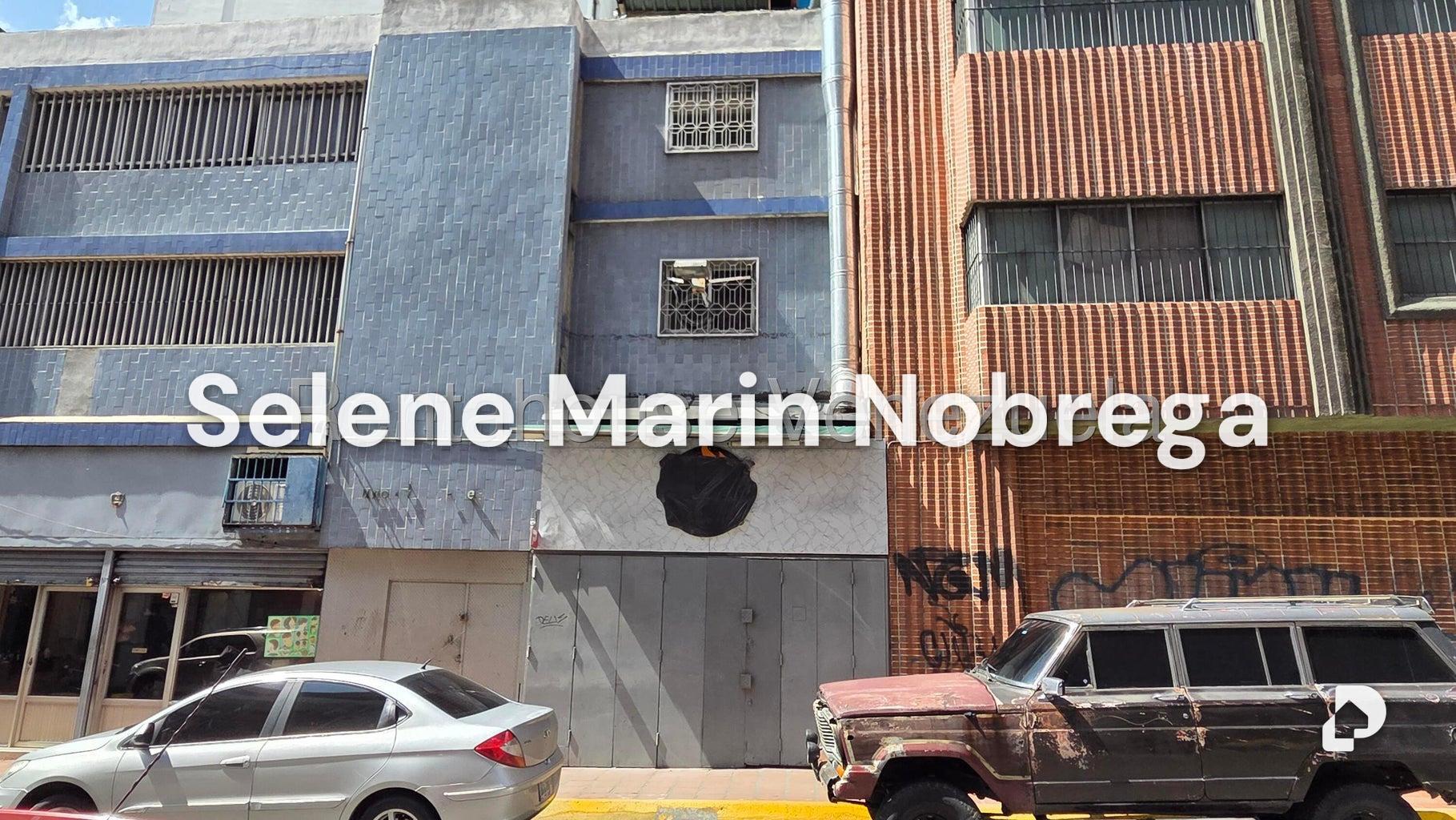Local comercial en Parroquia La Candelaria, Caracas – 1