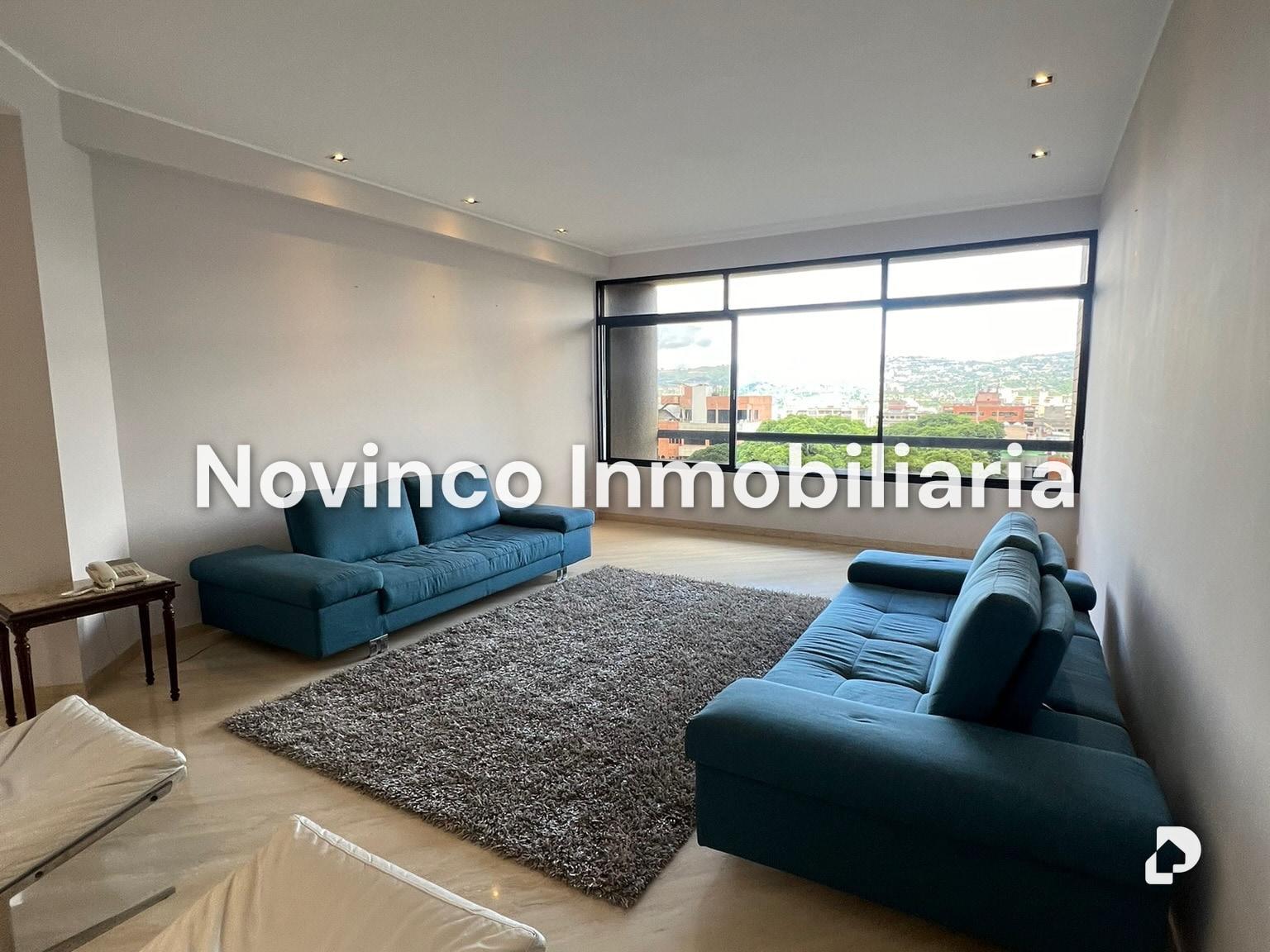 Apartamento en Los Palos Grandes, Caracas – 1