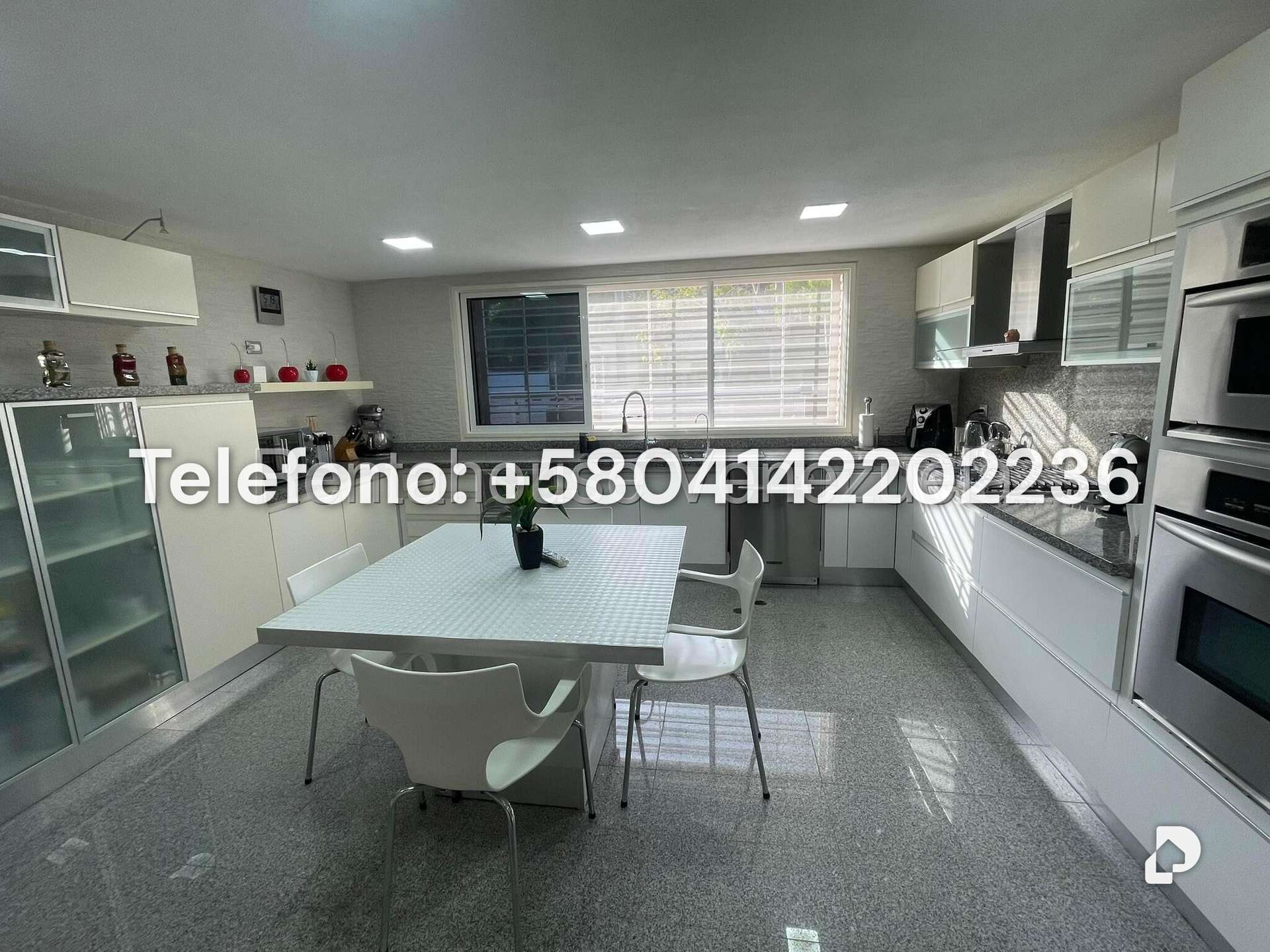 Townhouse en La Lagunita Country Club, Caracas – 25