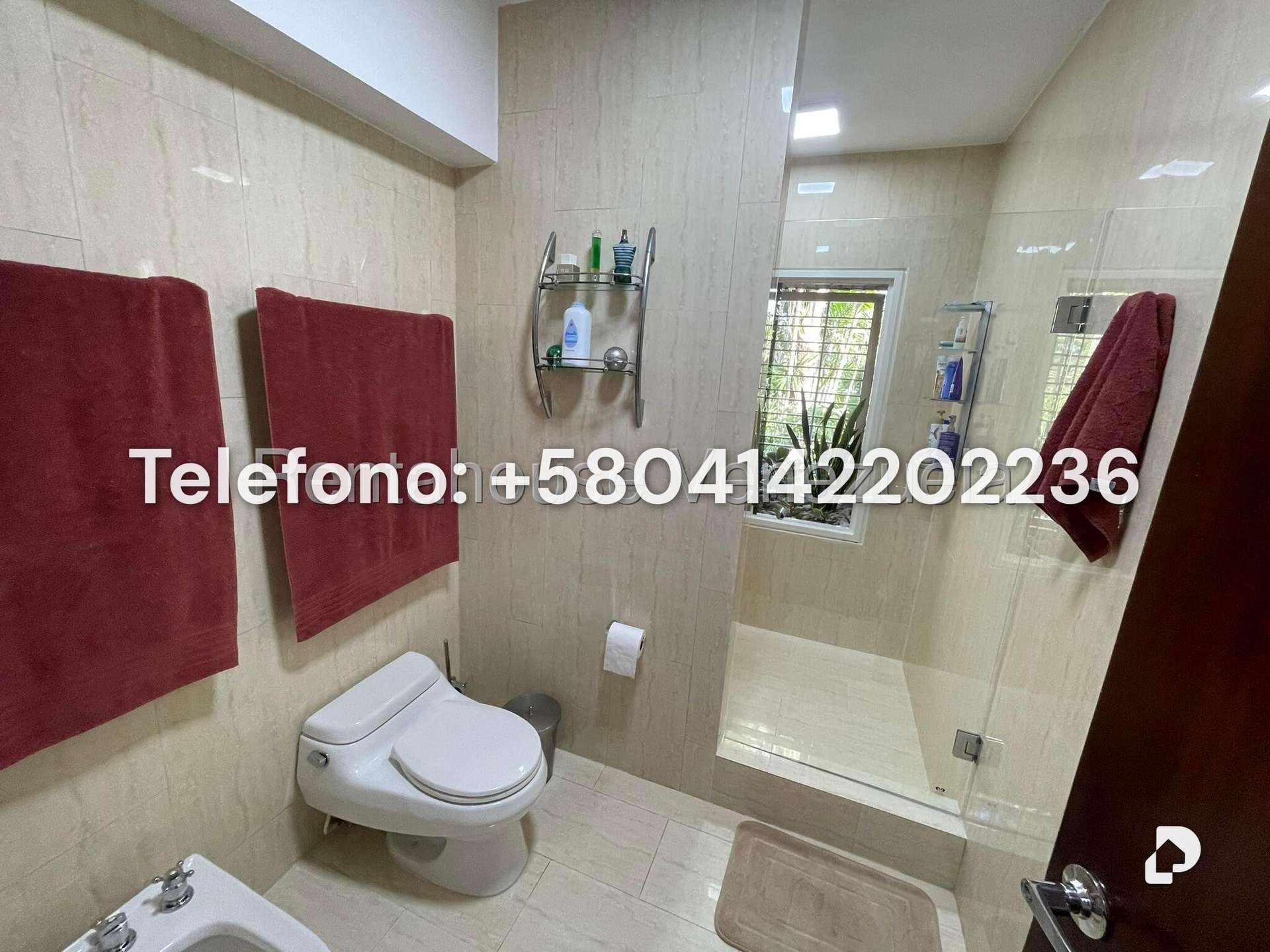 Townhouse en La Lagunita Country Club, Caracas – 16