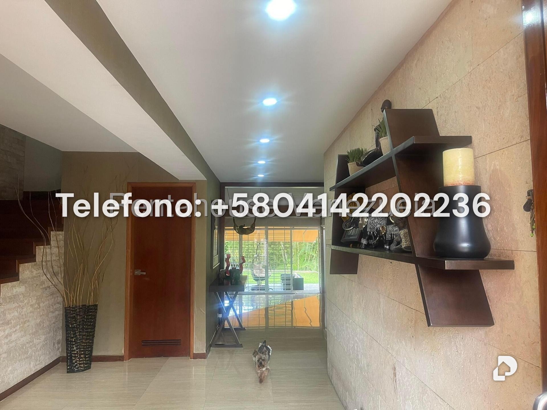 Townhouse en La Lagunita Country Club, Caracas – 3