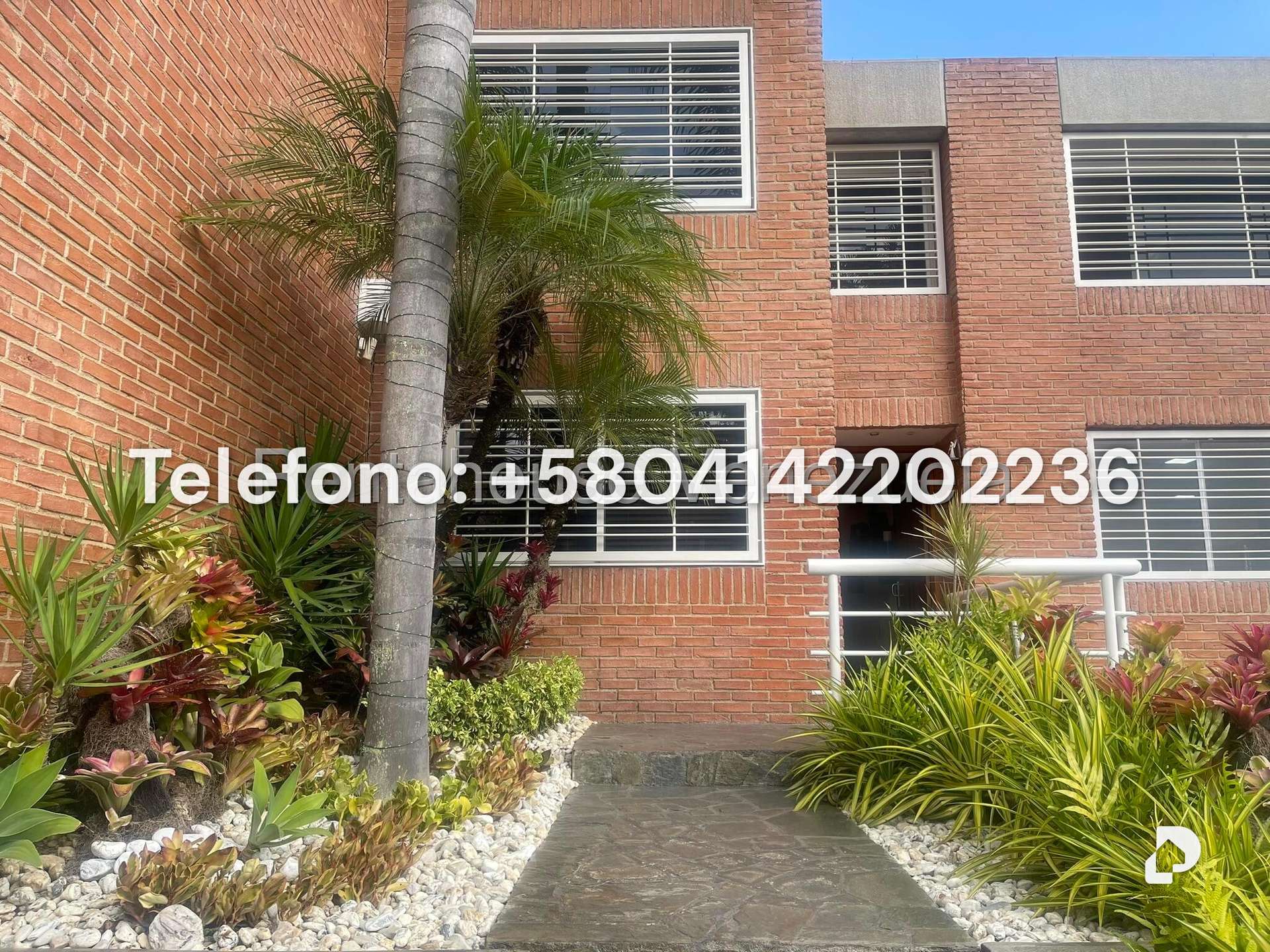 Townhouse en La Lagunita Country Club, Caracas – 2