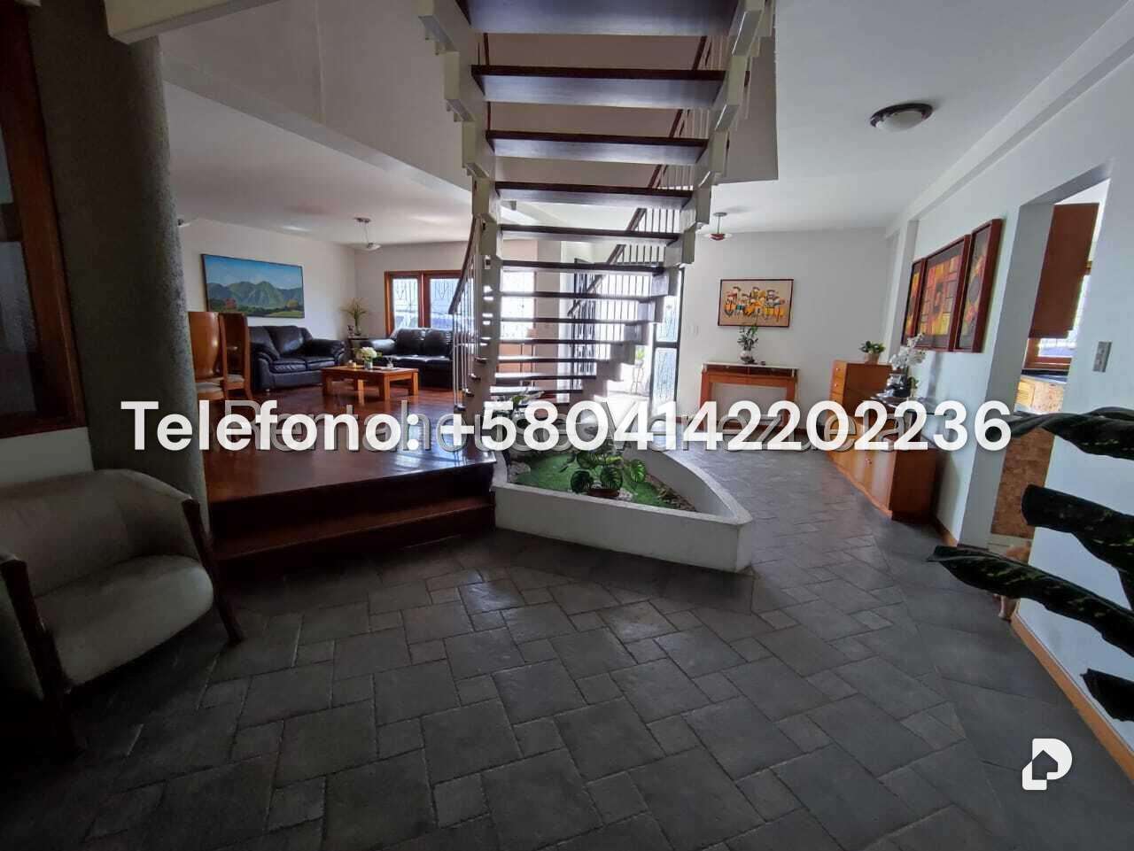 Casa en Colinas de Bello Monte, Caracas – 25