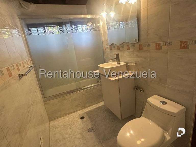 Casa en Prados Del Este, Caracas – 9