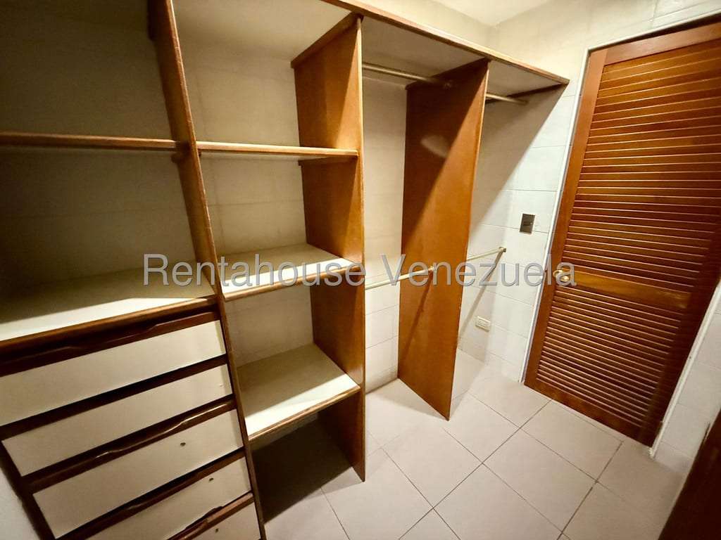 Apartamento en Lomas de La Lagunita, Caracas