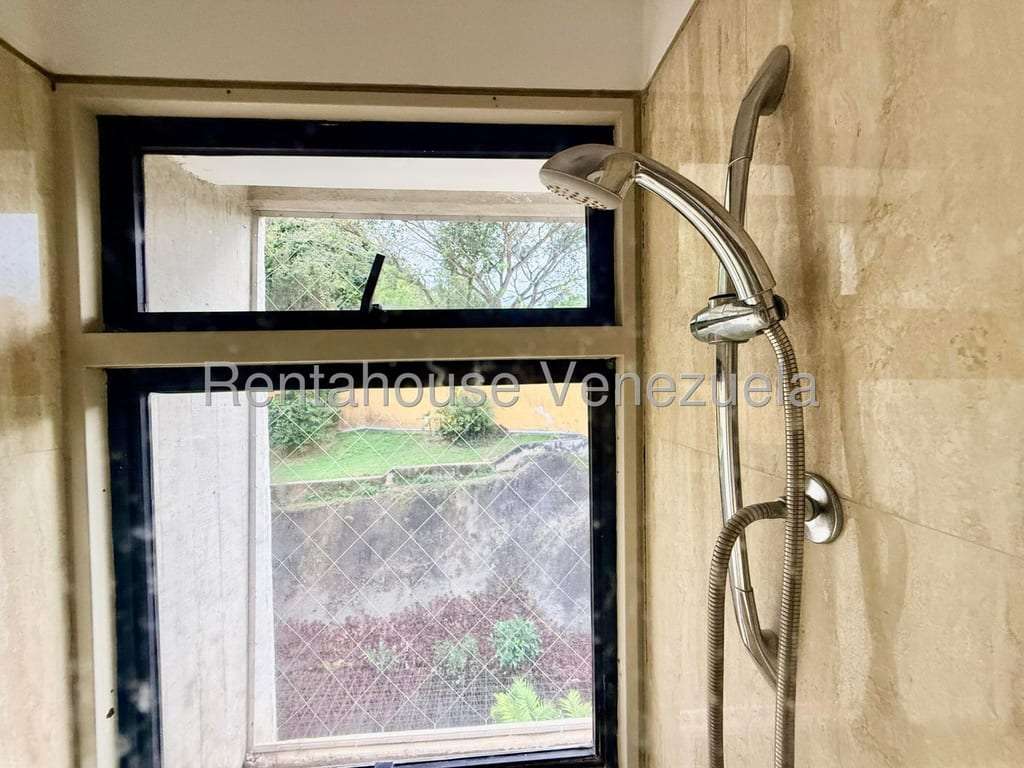 Apartamento en Lomas de La Lagunita, Caracas