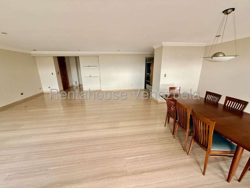 Apartamento en Lomas de La Lagunita, Caracas
