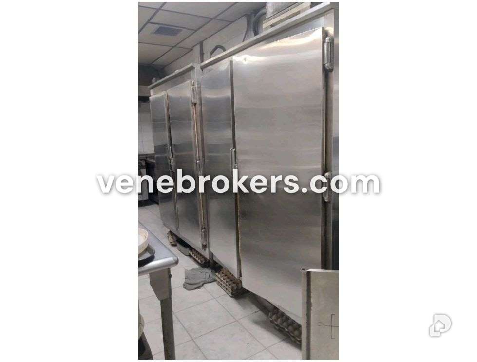 Local comercial en La Urbina, Caracas – 10
