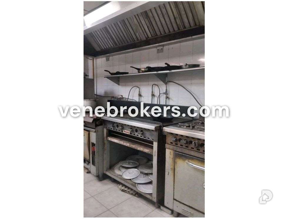 Local comercial en La Urbina, Caracas – 8